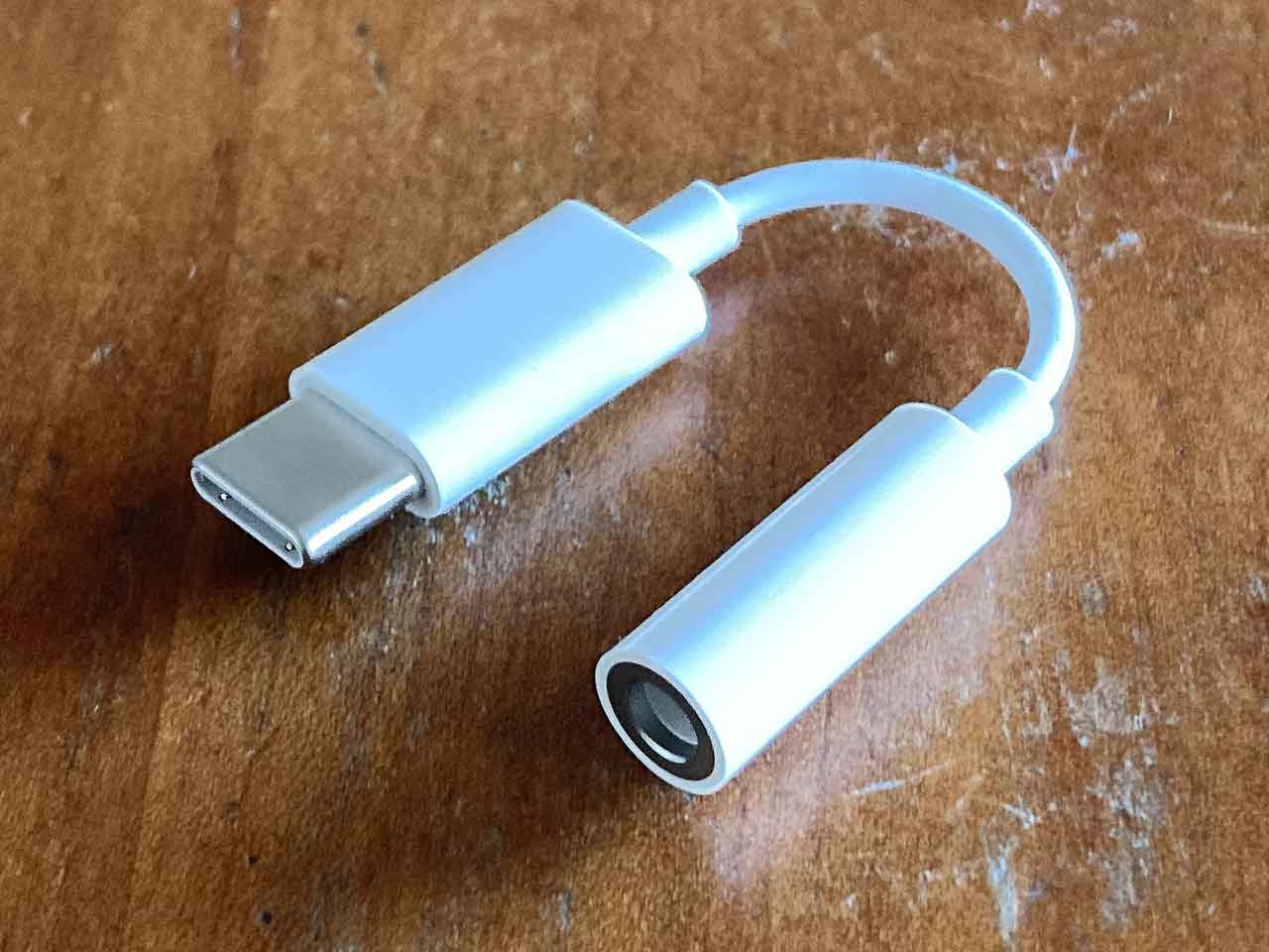 Apple USB-C - 3.5 mmヘッドフォンジャックアダプタ